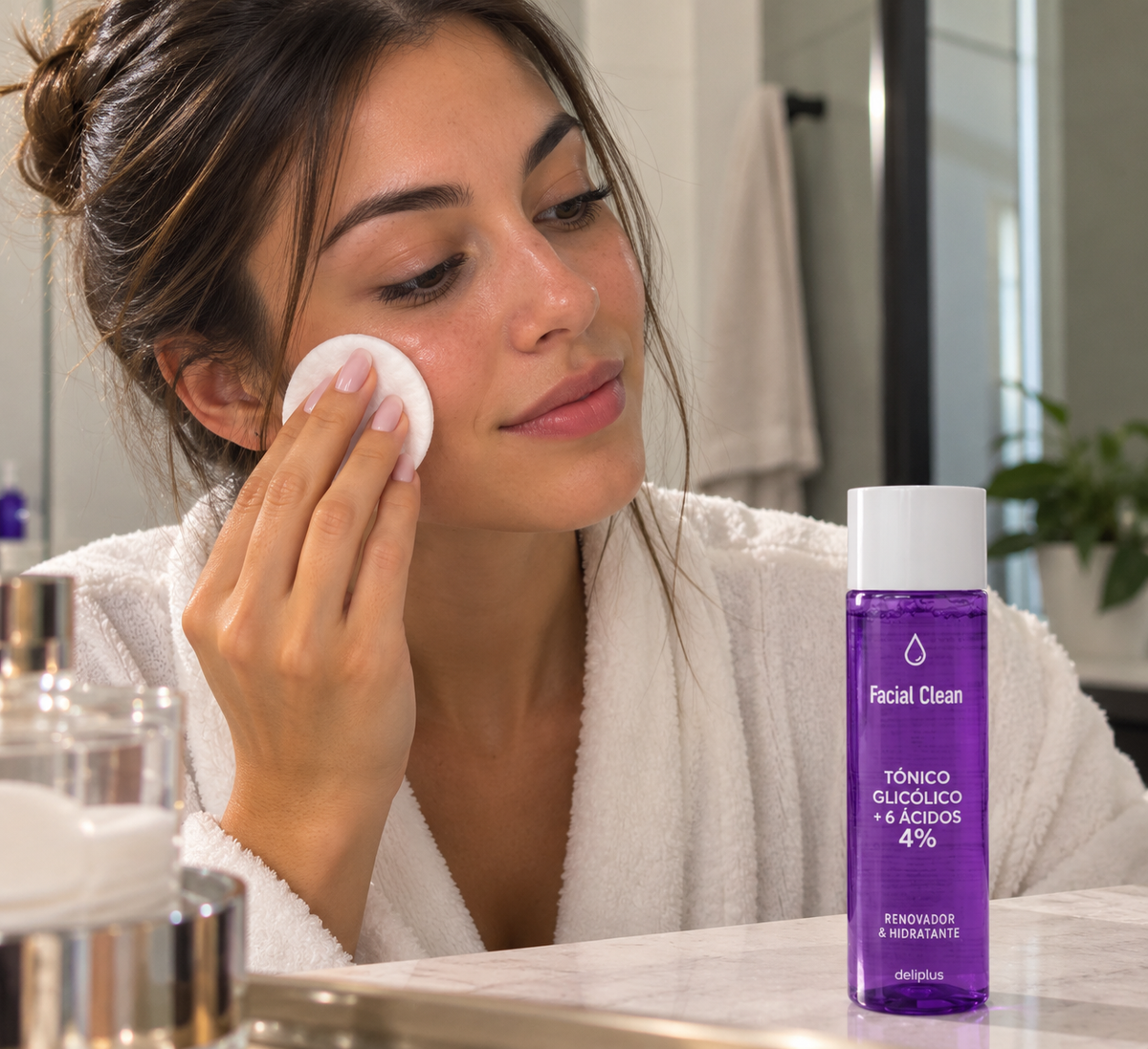 Гликолов тоник за лице + 6 киселини 4% Facial Clean, обновяващ и хидратиращ, за всеки тип кожа Deliplus | Опаковка 255 мл